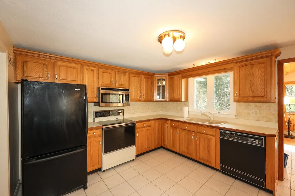 3 Mulberry Street Windham NH 03087
