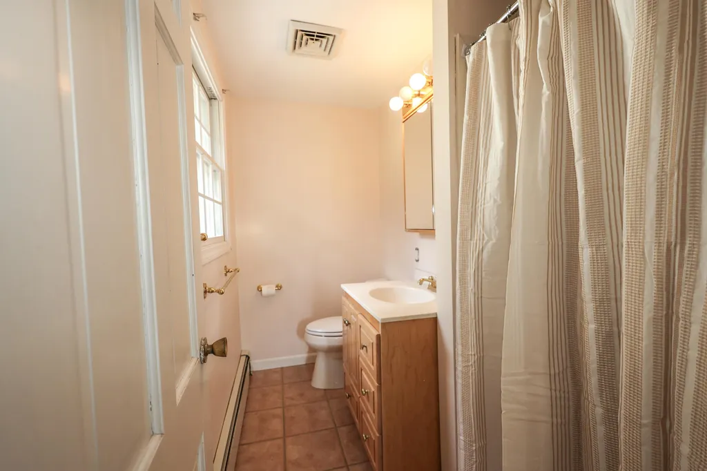 3 Mulberry Street Windham NH 03087