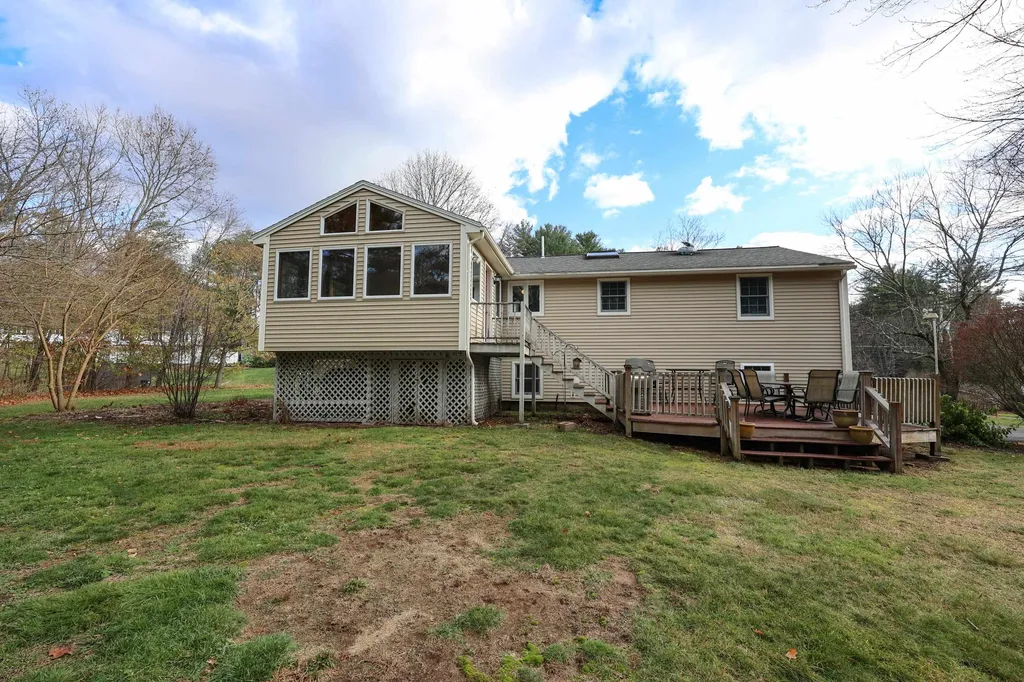3 Mulberry Street Windham NH 03087