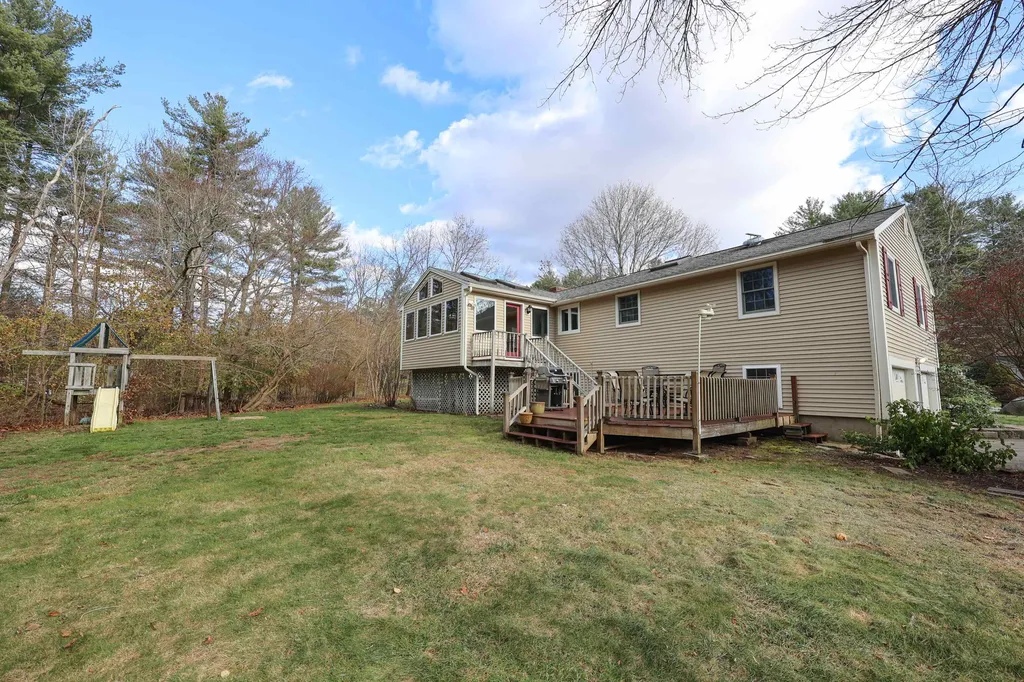 3 Mulberry Street Windham NH 03087