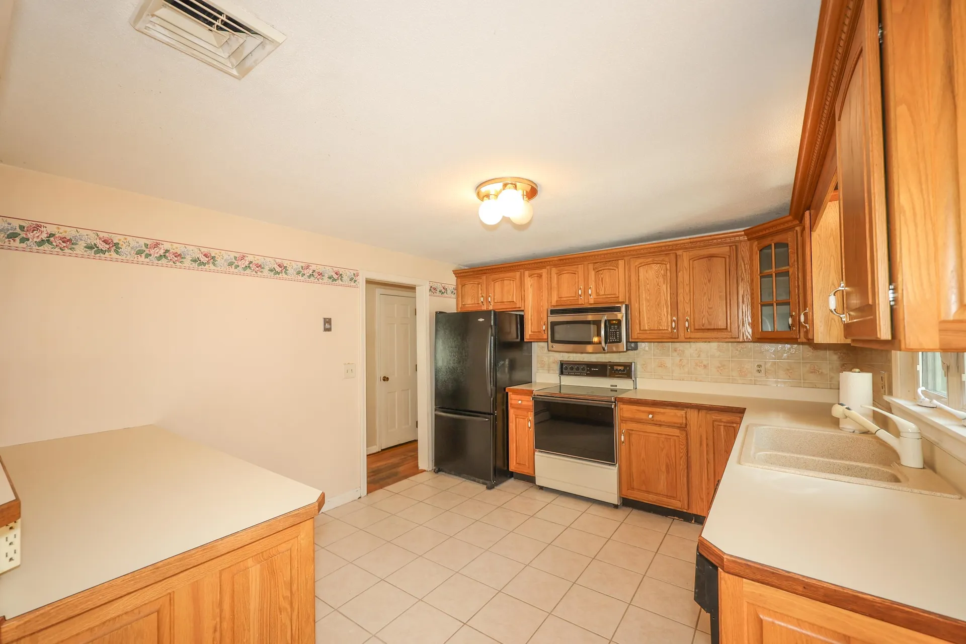 3 Mulberry Street Windham NH 03087