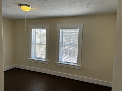 8 Atwood Avenue Hudson NH 03051