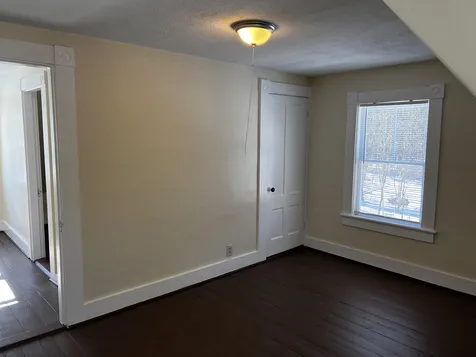 8 Atwood Avenue Hudson NH 03051