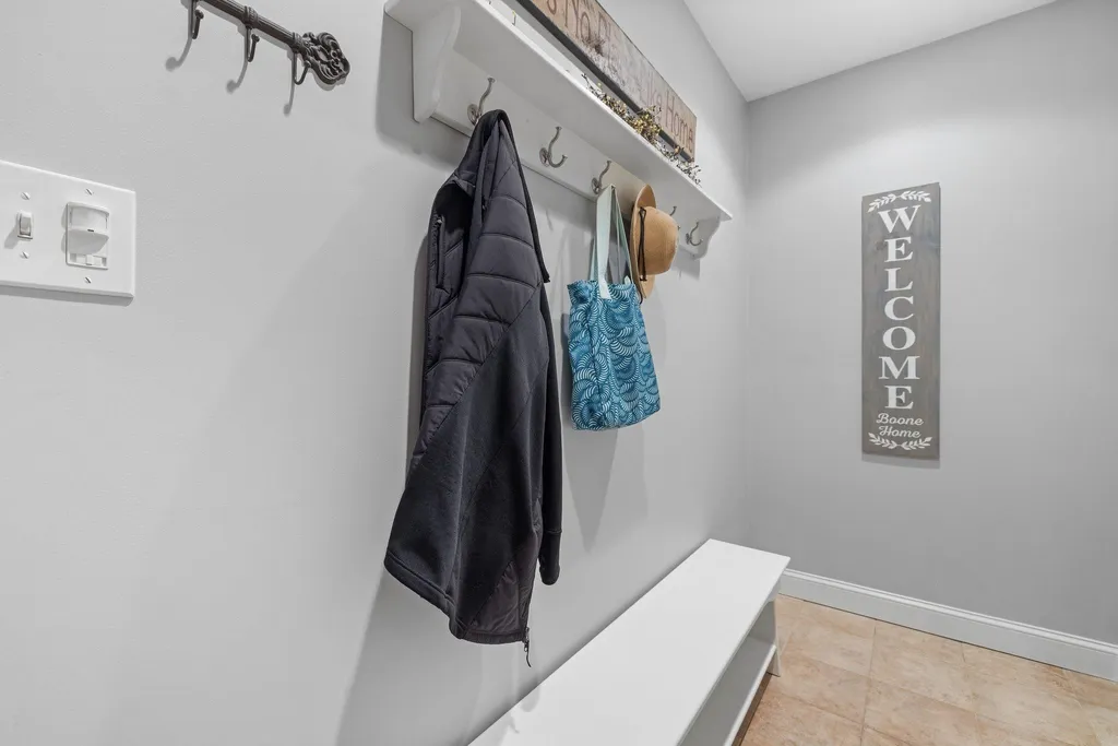 98 Knox Road Bow NH 03304