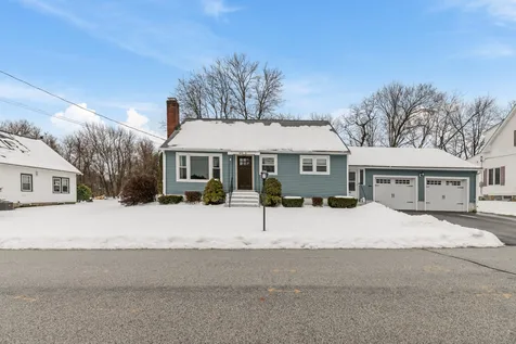 82 Alpine Street Manchester NH 03102