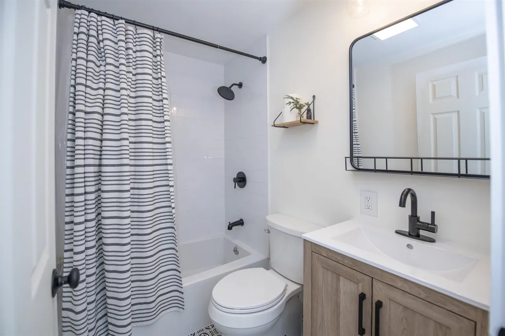 574 Willard Road Hartford VT 05001