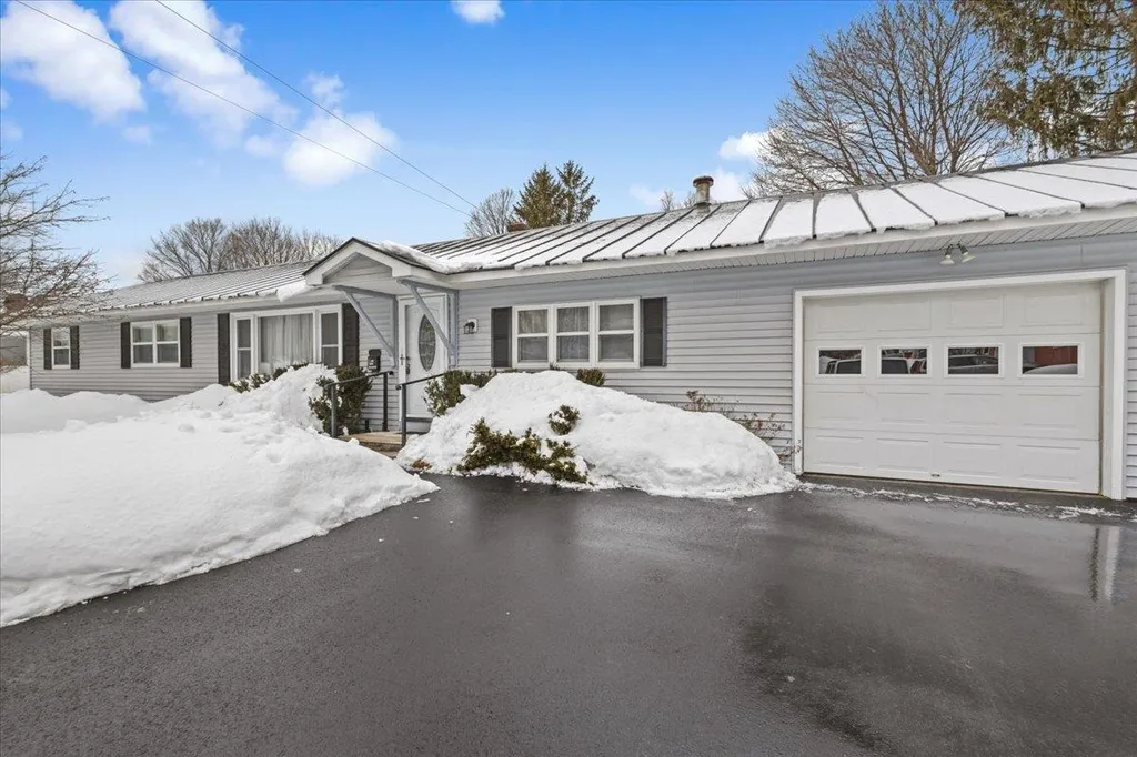 47 Shaw Circle Northfield VT 05663