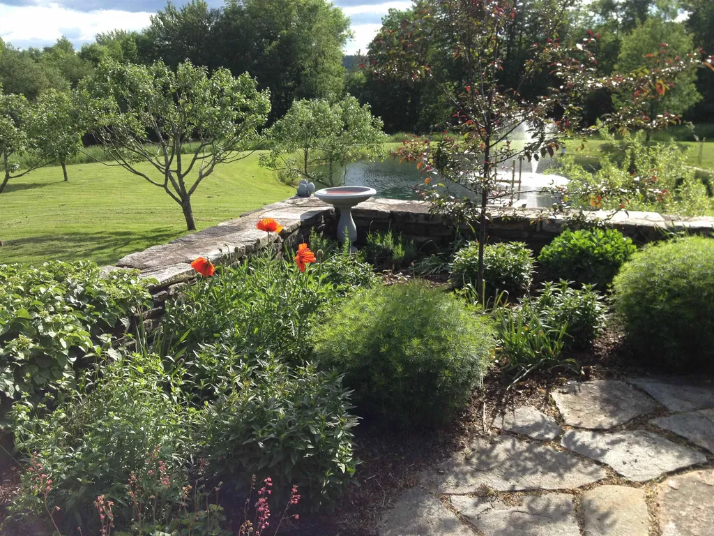 929 Middletown Road Londonderry VT 05155