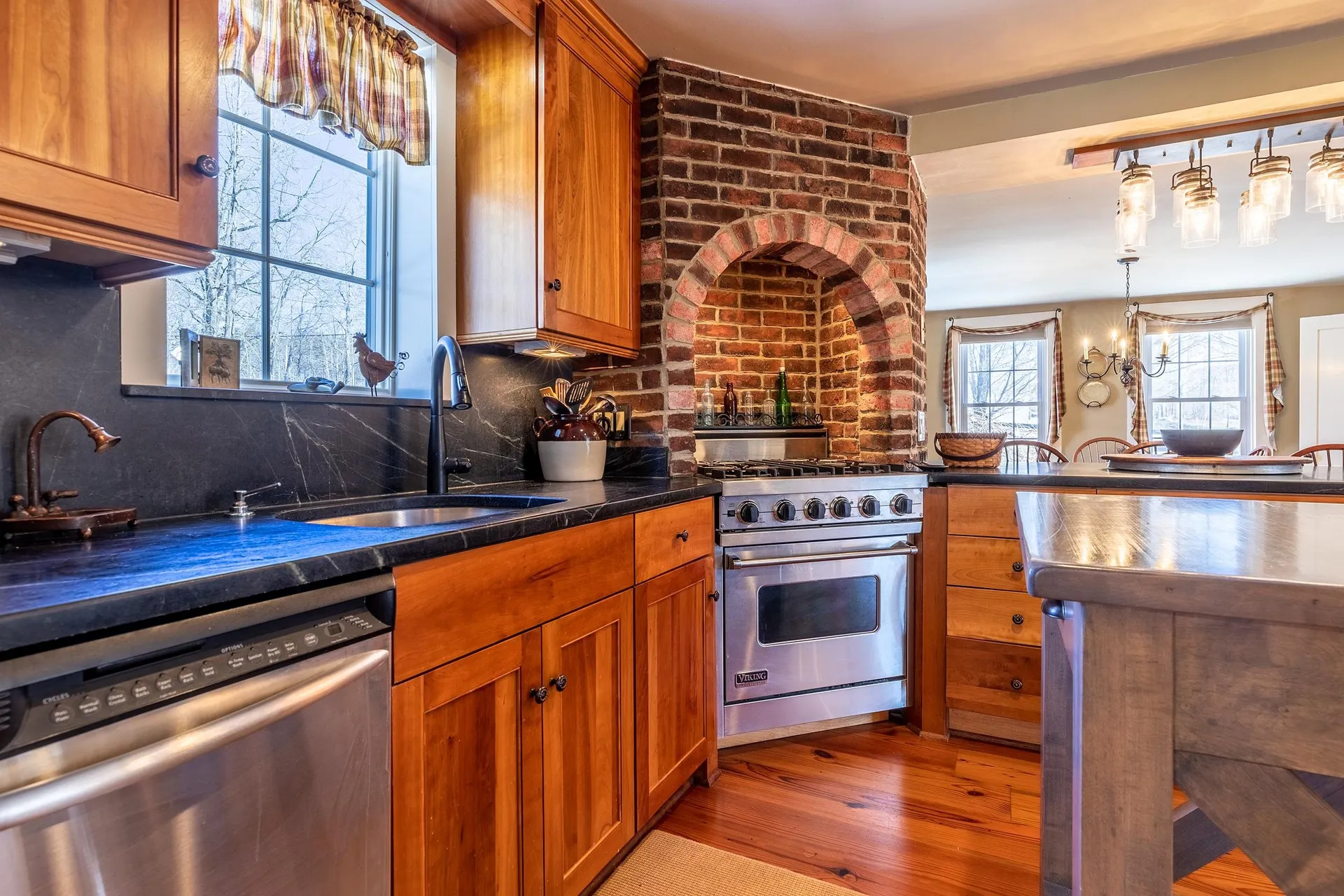 929 Middletown Road Londonderry VT 05155