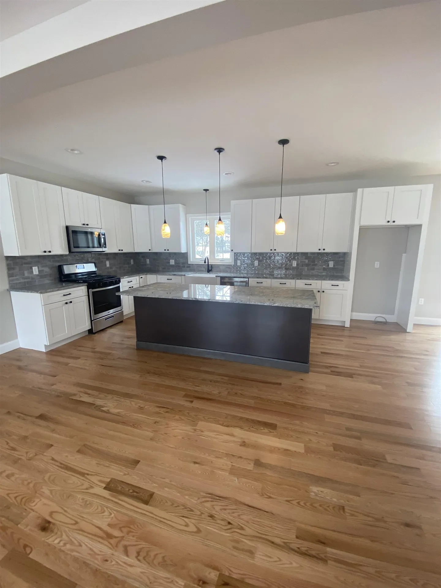 88 Beauview Avenue Nashua NH 03064
