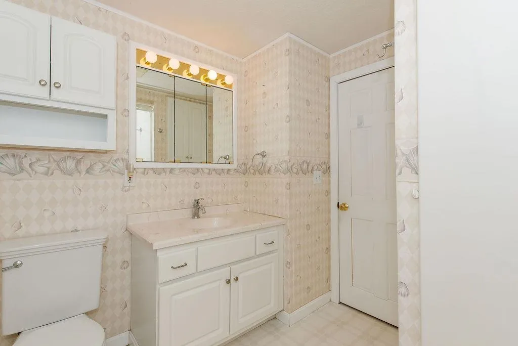 17 Carolyn Drive Berwick ME 03901