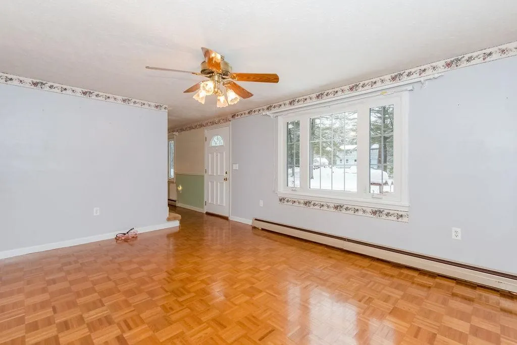 17 Carolyn Drive Berwick ME 03901