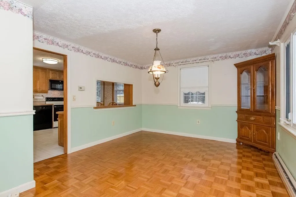 17 Carolyn Drive Berwick ME 03901