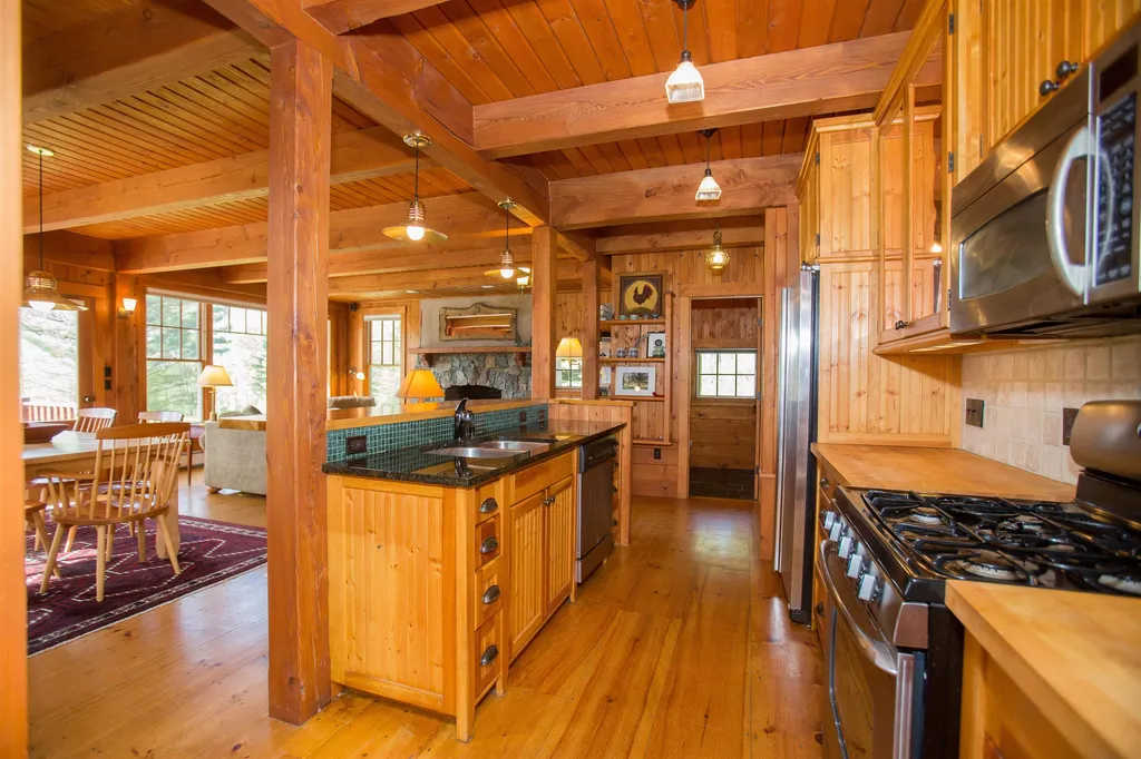 1162 Weeks Hill Road Stowe VT 05672