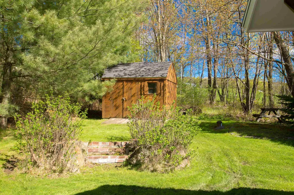 1162 Weeks Hill Road Stowe VT 05672
