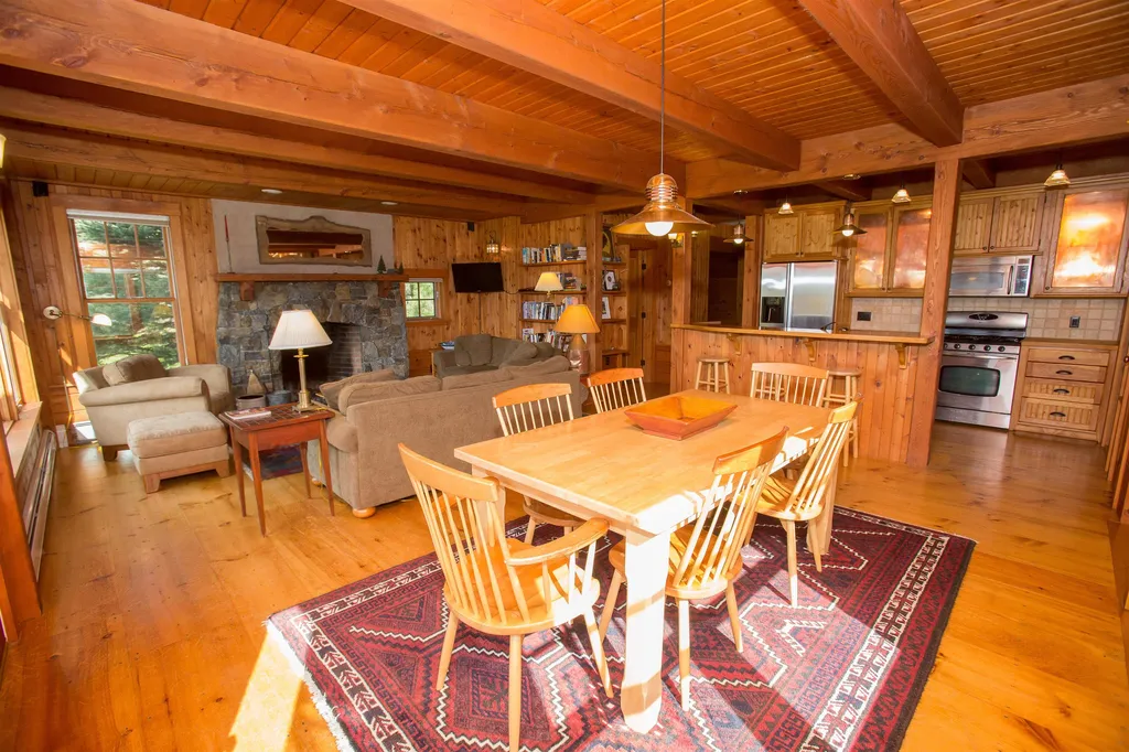 1162 Weeks Hill Road Stowe VT 05672