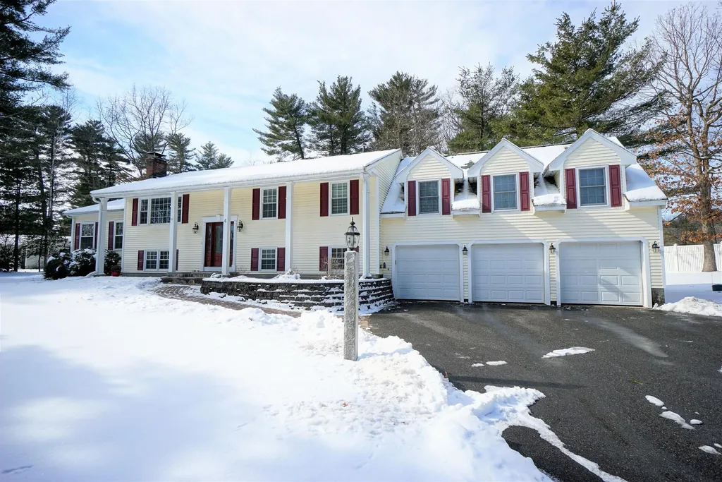 4 David Road Windham NH 03087