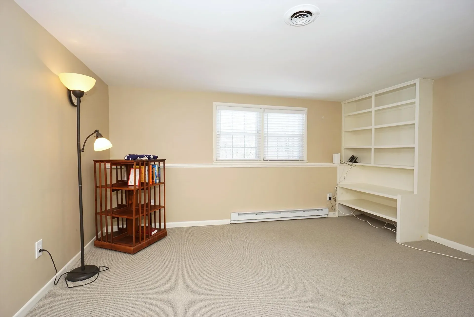 4 David Road Windham NH 03087