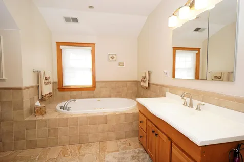4 David Road Windham NH 03087