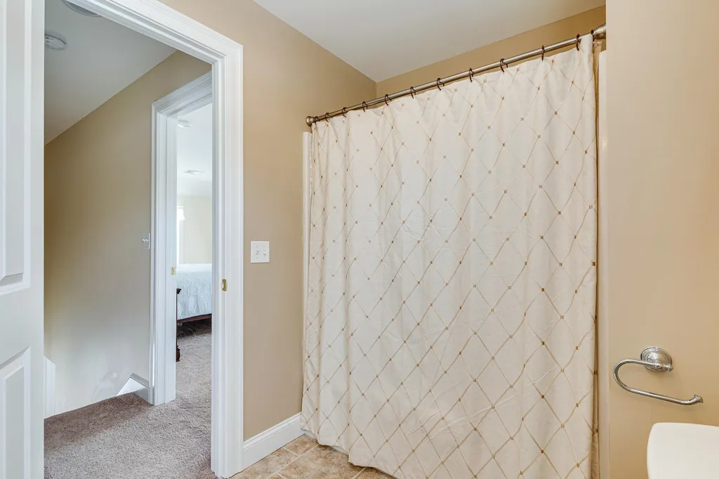 68 Locke Road Hampton NH 03842