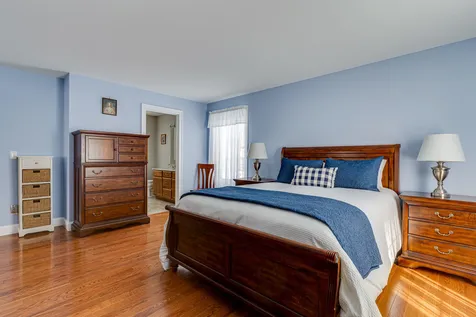 68 Locke Road Hampton NH 03842