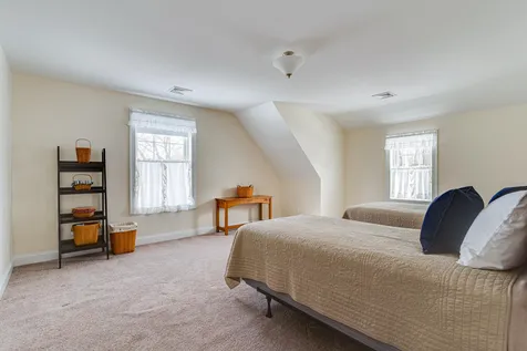 68 Locke Road Hampton NH 03842