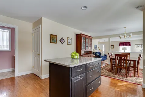 68 Locke Road Hampton NH 03842