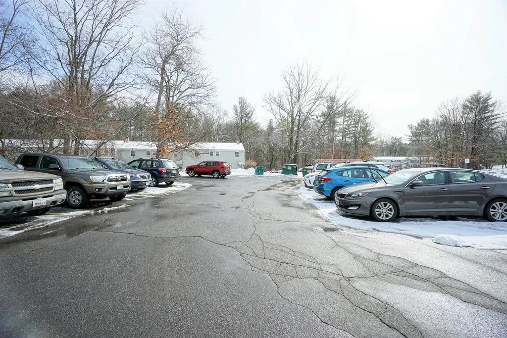 38 Boulder Drive Londonderry NH 03053