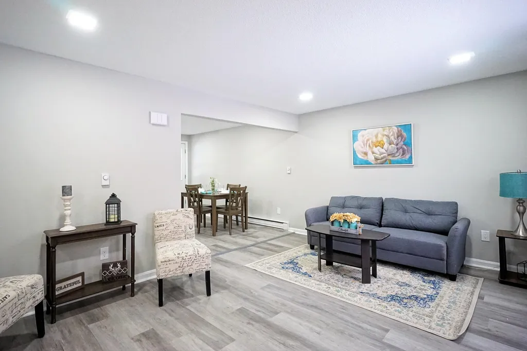 38 Boulder Drive Londonderry NH 03053