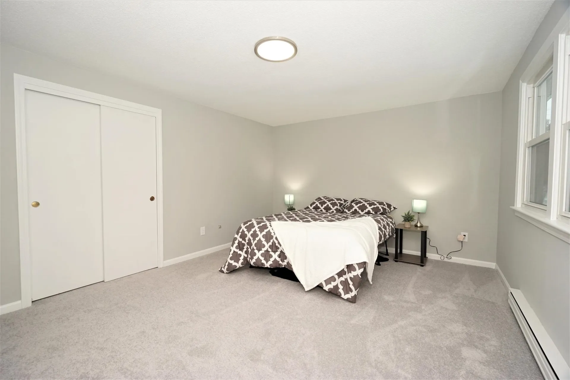 38 Boulder Drive Londonderry NH 03053