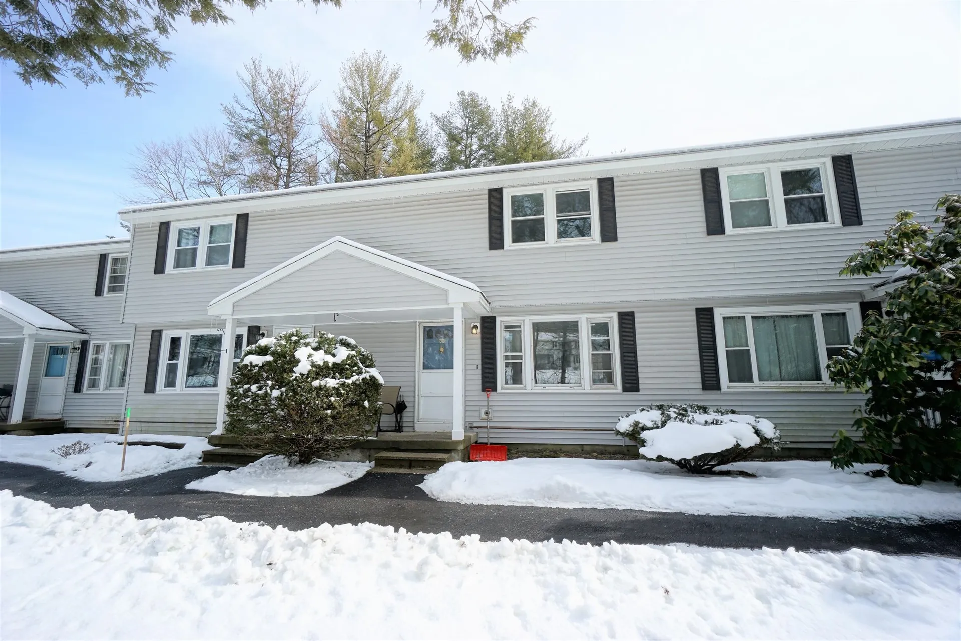 38 Boulder Drive Londonderry NH 03053