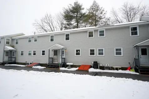 38 Boulder Drive Londonderry NH 03053