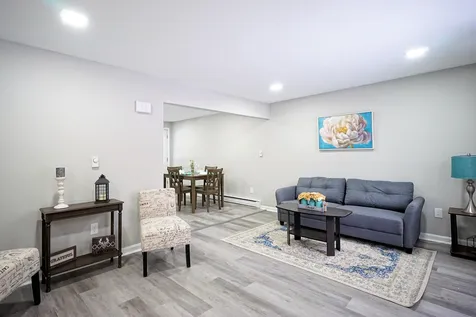 38 Boulder Drive Londonderry NH 03053