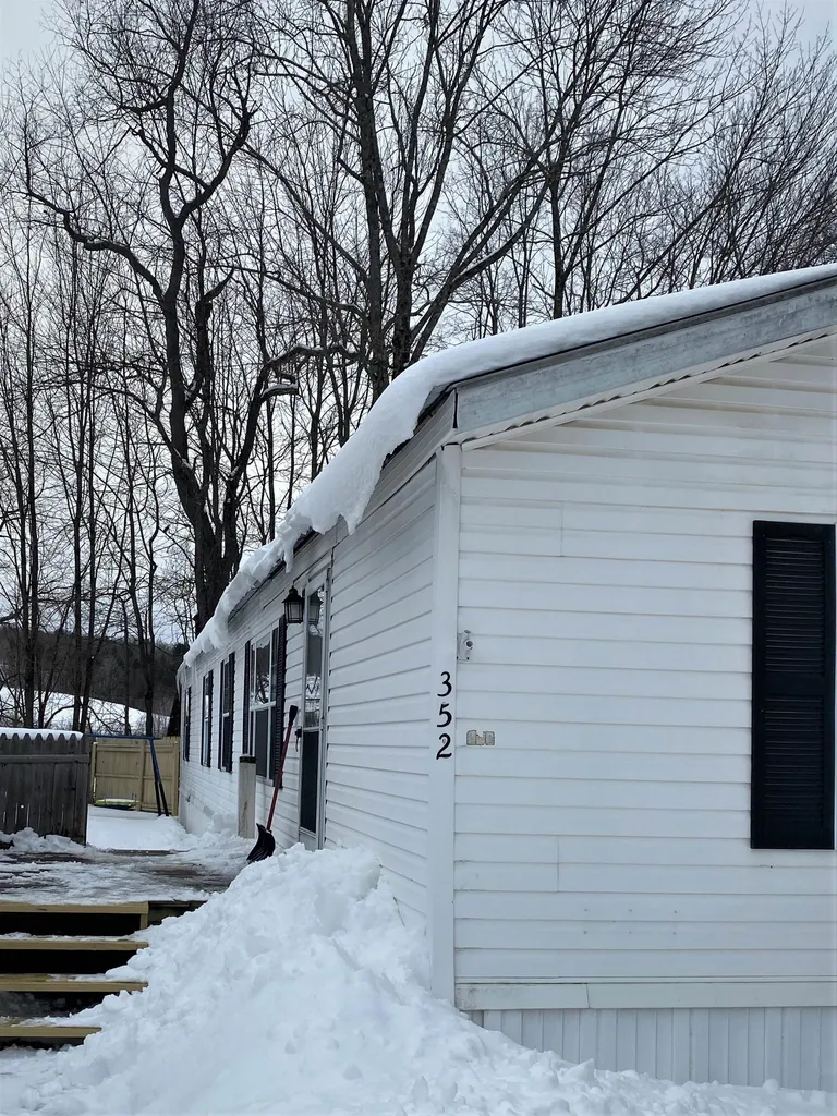 352 Kneeland Flats Waterbury VT 05676