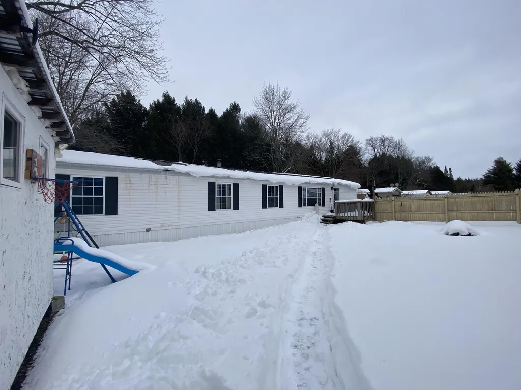 352 Kneeland Flats Waterbury VT 05676