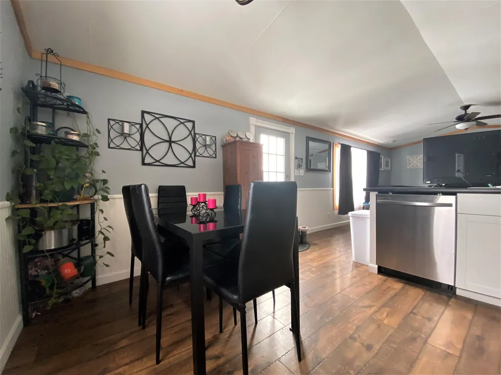 352 Kneeland Flats Waterbury VT 05676