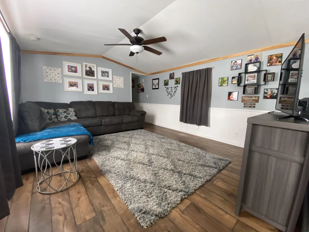 352 Kneeland Flats Waterbury VT 05676
