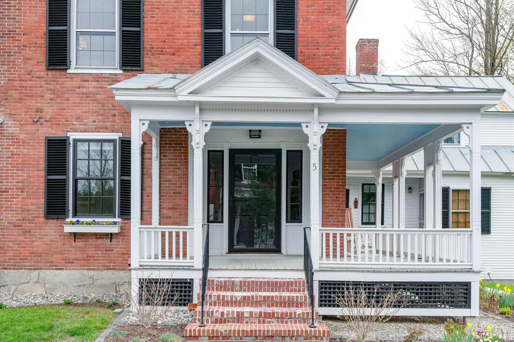 5 Mountain Avenue Woodstock VT 05091