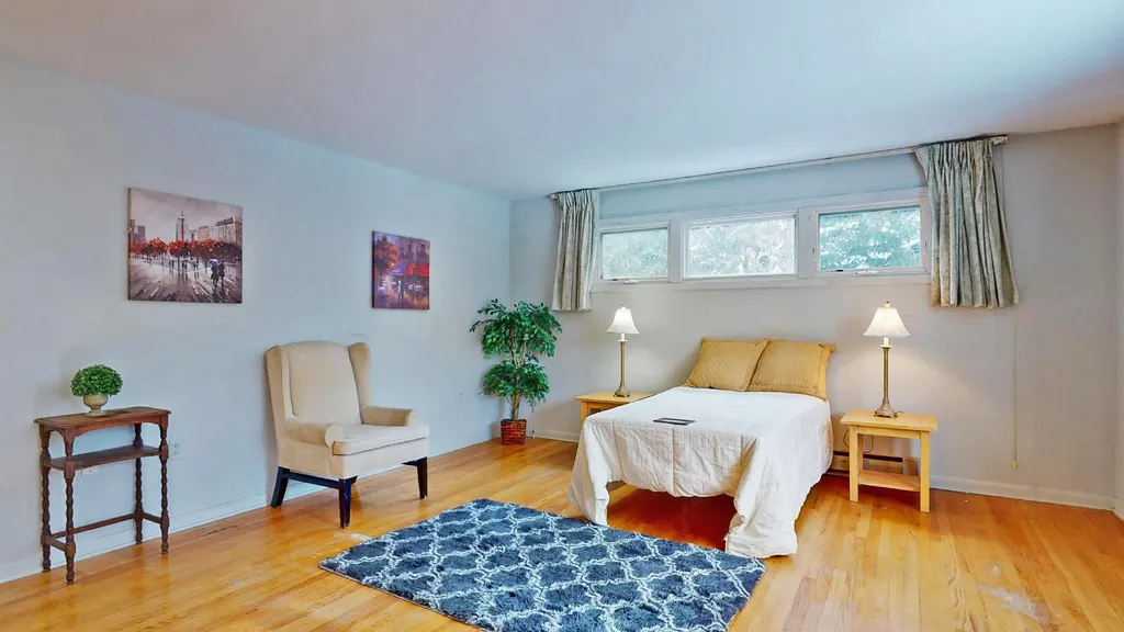 27 Ridgewood Drive Burlington VT 05408