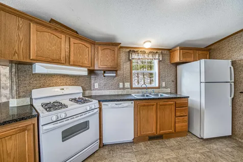 26 Popple Way Newport NH 03773