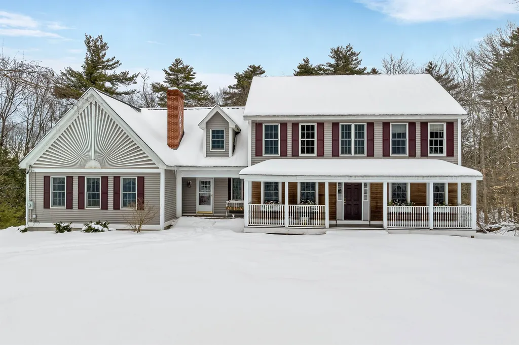 11 Hunter Drive Bow NH 03304