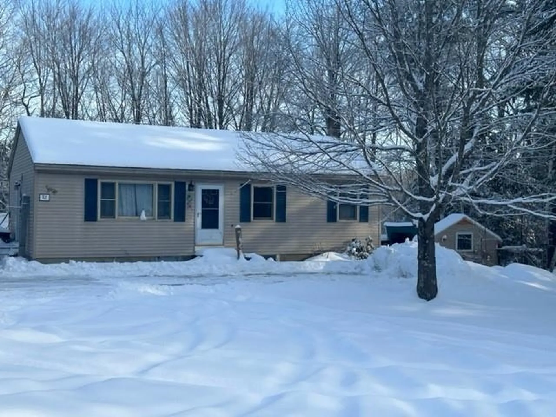 82 Water Street Boscawen NH 03303