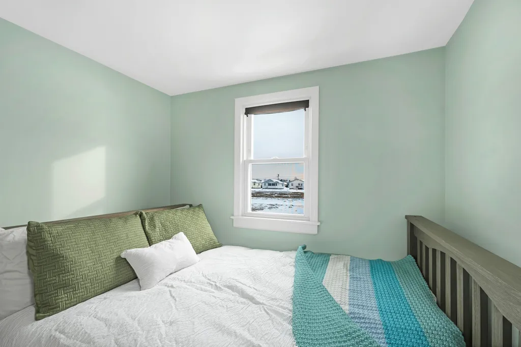 67 Hobson Avenue Hampton NH 03842