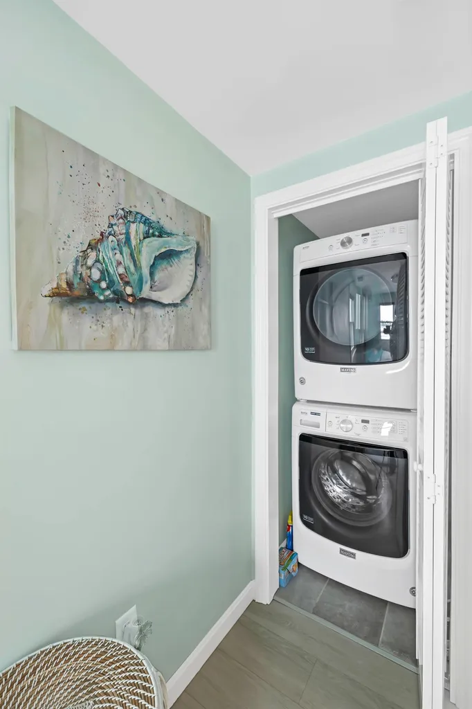 67 Hobson Avenue Hampton NH 03842