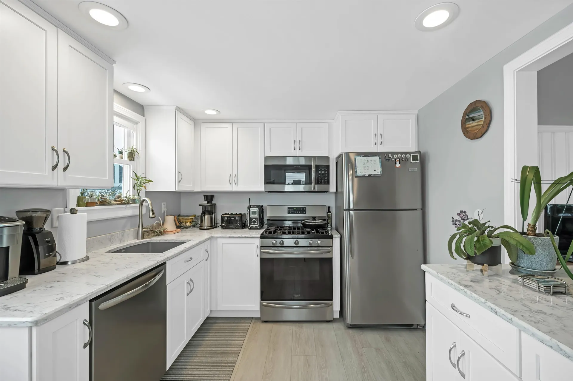 67 Hobson Avenue Hampton NH 03842