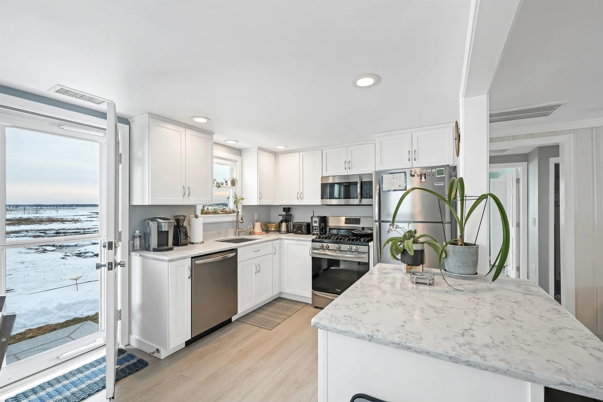 67 Hobson Avenue Hampton NH 03842