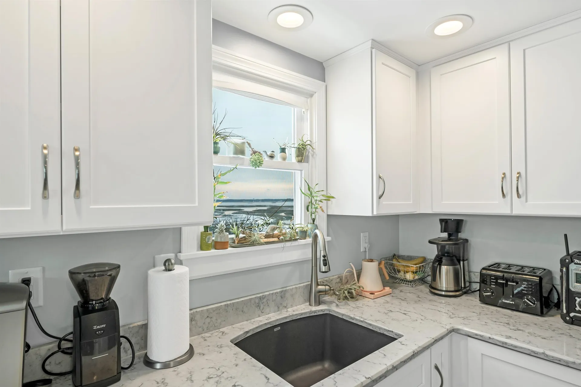 67 Hobson Avenue Hampton NH 03842