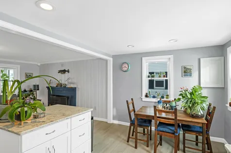 67 Hobson Avenue Hampton NH 03842