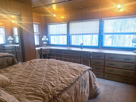 320 Old Lake Shore Road Gilford NH 03249