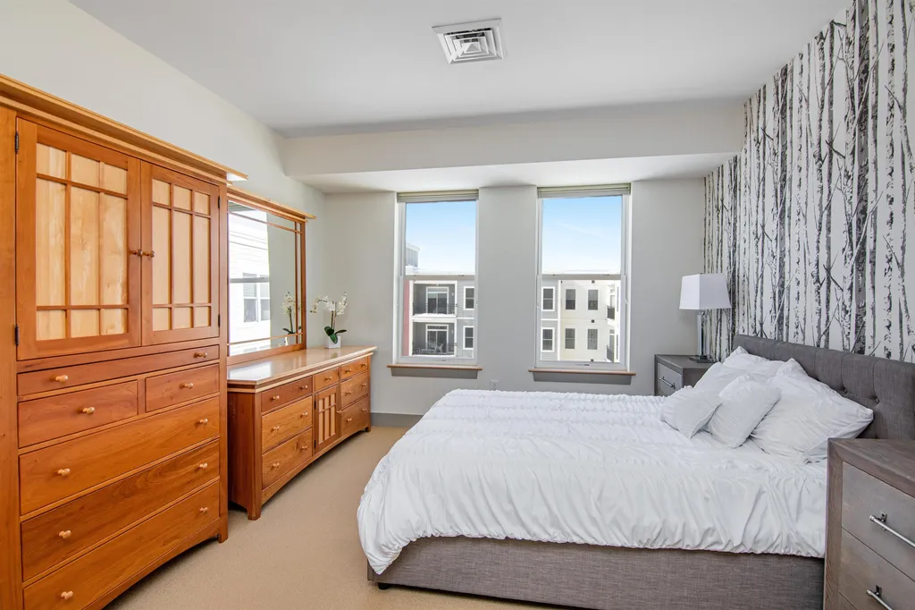 60 Winooski Falls Way Winooski VT 05404